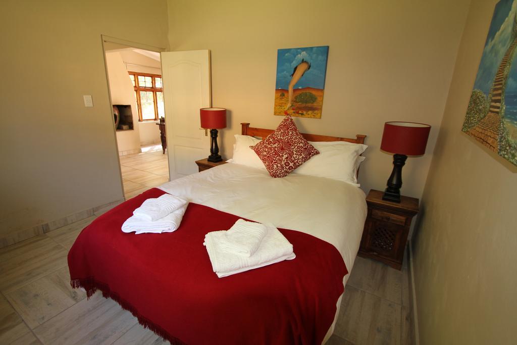Oudekloof Wine Estate Farm stay *